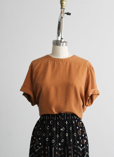 clay silk tee