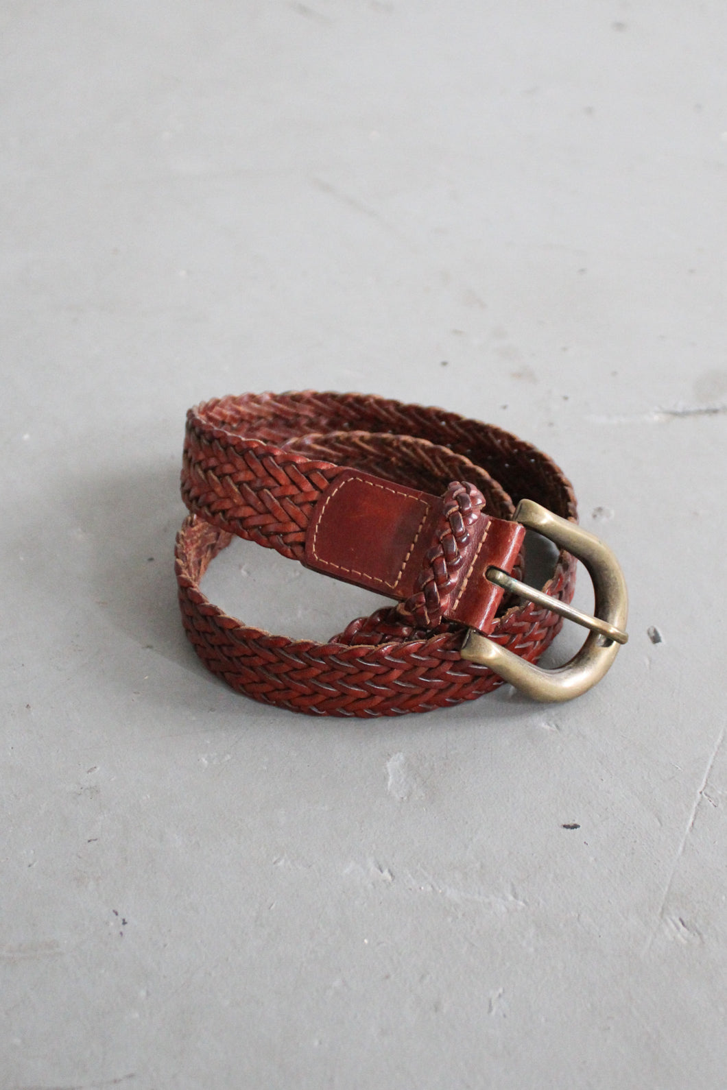 horseshoe braided leather belt