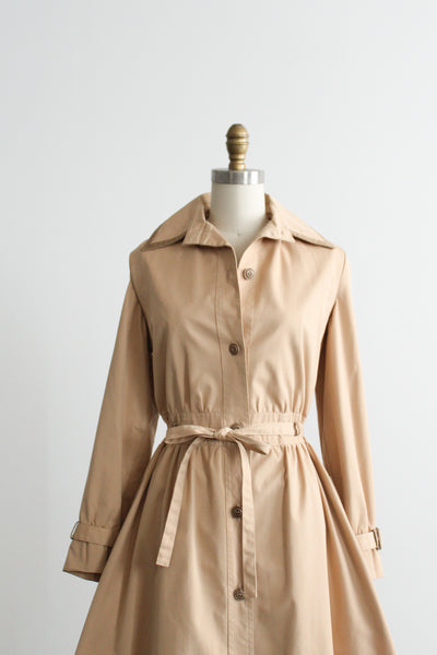 nouvelle vague trench