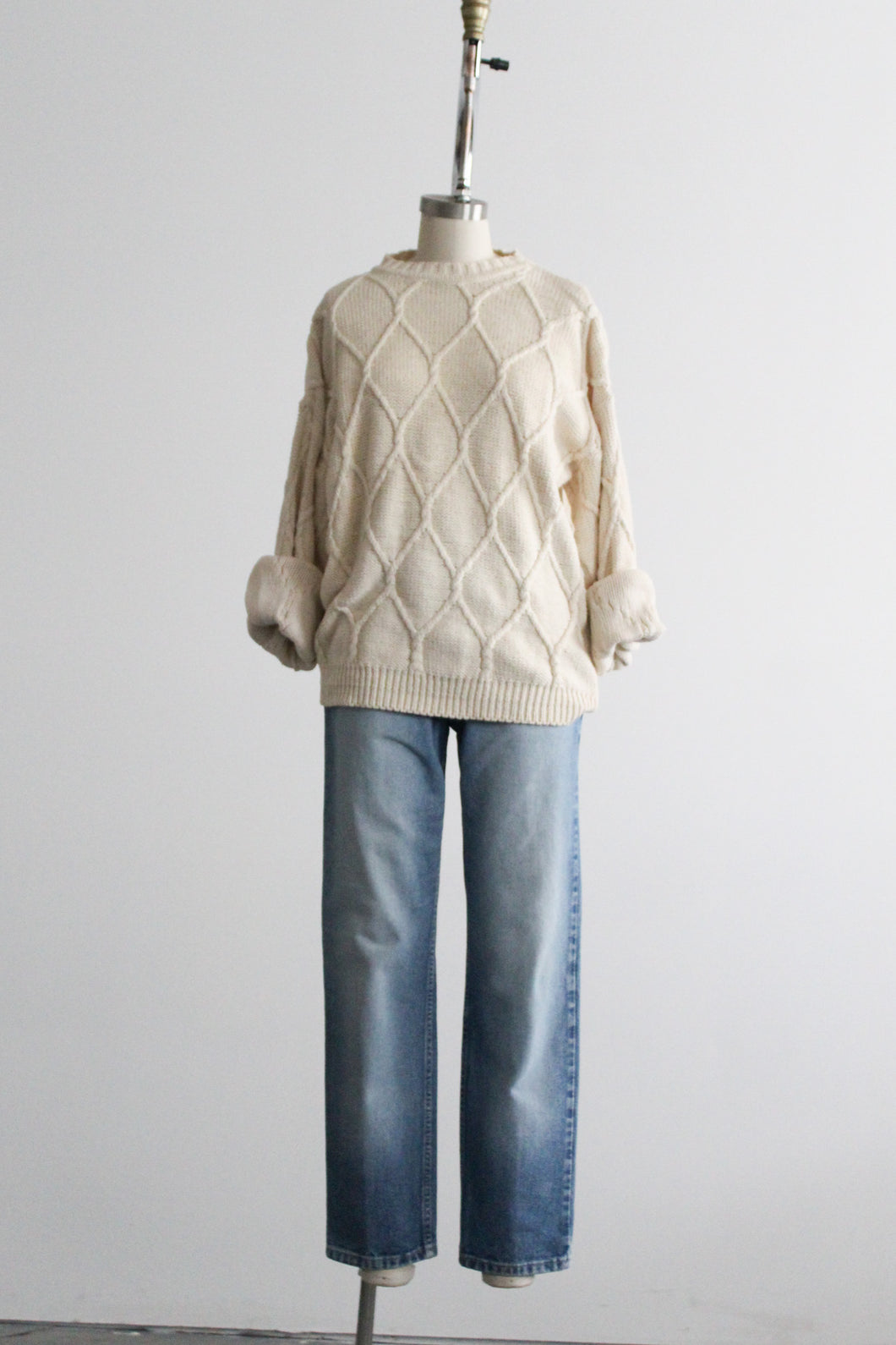 sunfaded mom jeans