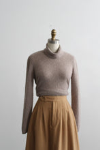 oat cashmere turtleneck (m)