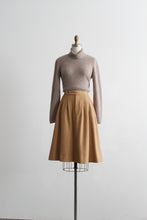 oat cashmere turtleneck (m)