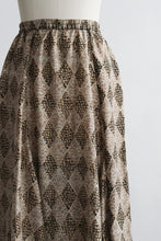 earthbound silk skirt (l/xl)