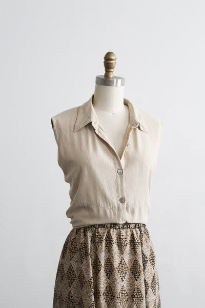 sand silk button up (l)