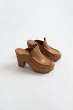 stacked clogs sz. 7