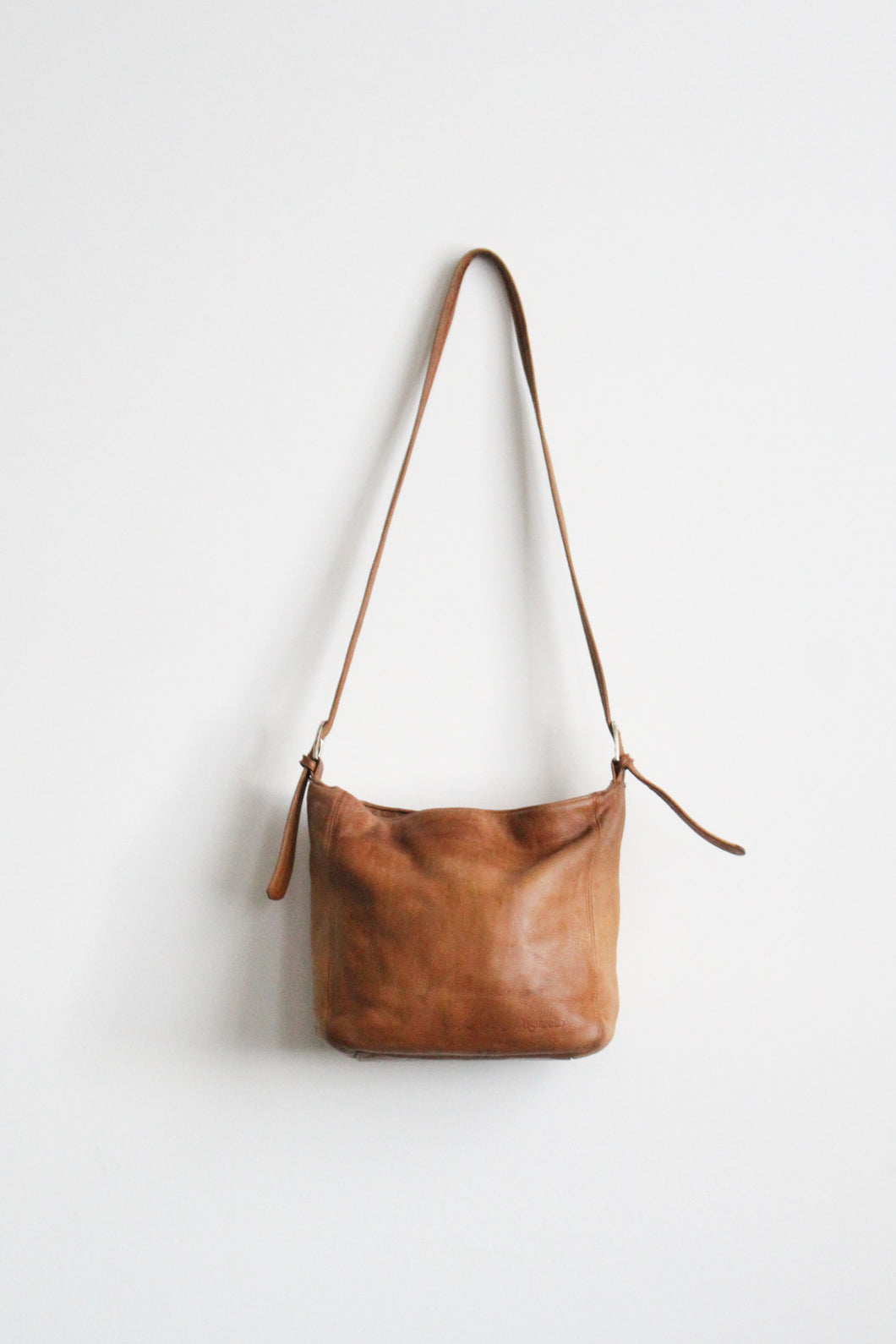 honey leather shoulder bag