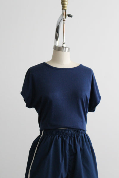 vintage navy gym tee