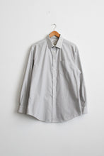 gullwing oxford button up