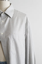 gullwing oxford button up