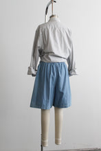 gullwing oxford button up