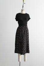wide leg cropped trousers