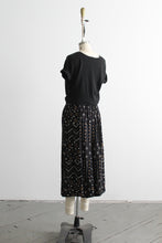 wide leg cropped trousers