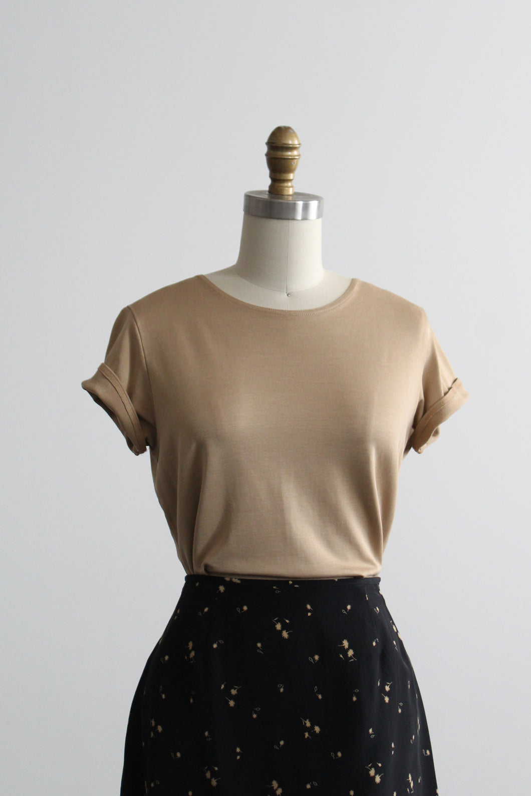 fawn silk knit tee