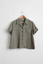 fern gridlines button up