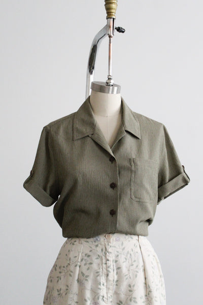 fern gridlines button up