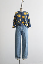 relaxed mom jeans