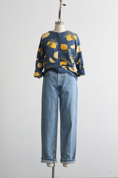 relaxed mom jeans