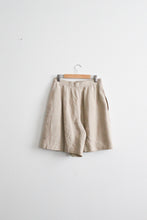 sandstone skort