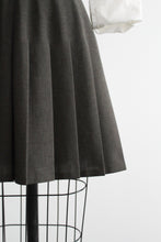 olivebranch pleated skirt