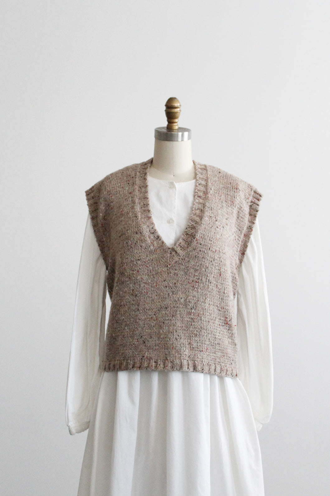 toast wool vest