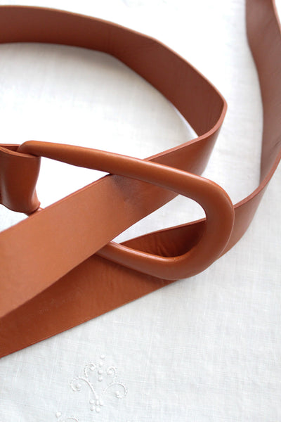 criss-cross leather belt