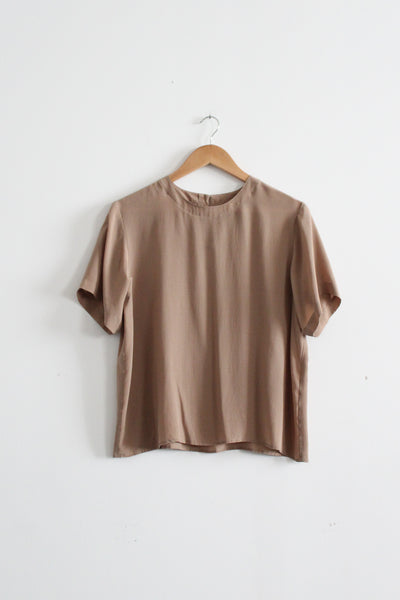 fawn silk tee