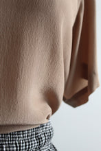 fawn silk tee