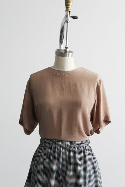 fawn silk tee