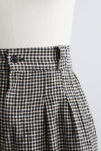 academia linen shorts