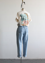 relaxed mom jeans