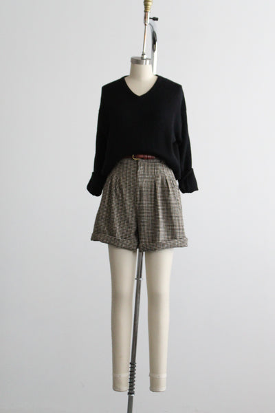 academia linen shorts