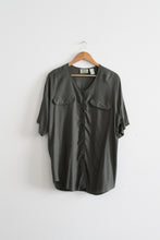 laurel leaf button up