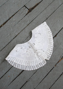 ruth linen collar