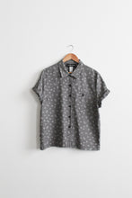 daisy chain gingham button up