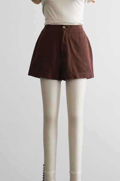 walnut patch-pocket shorts