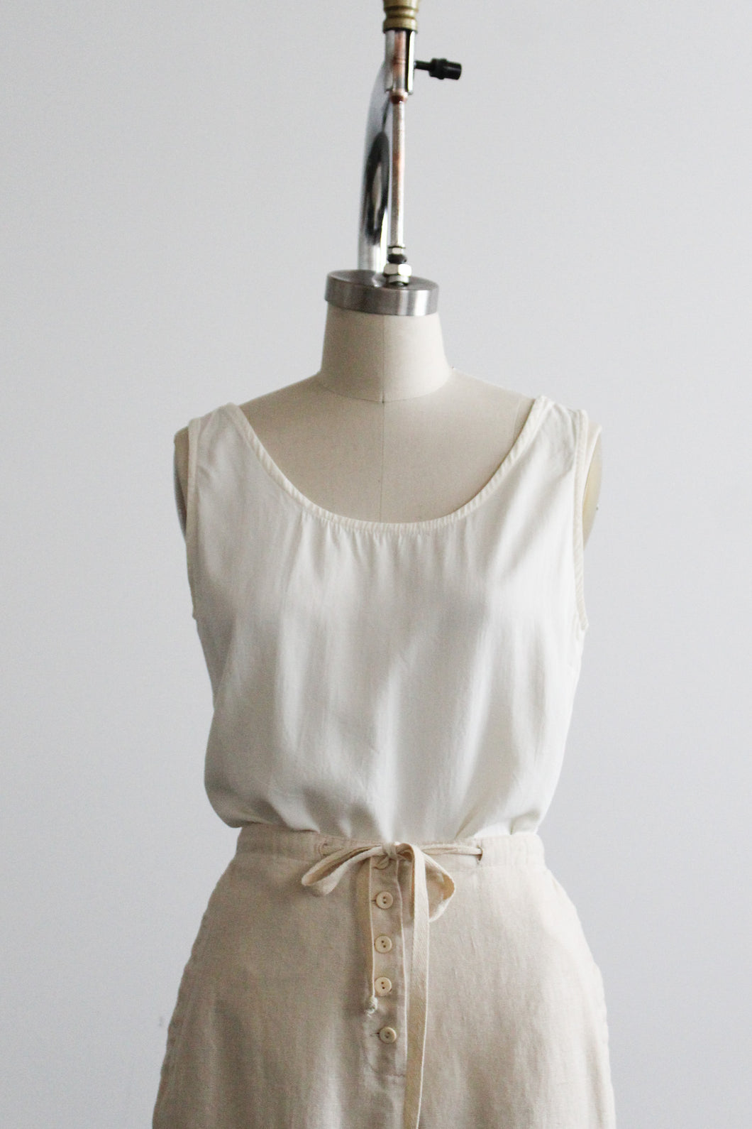 parchment tank