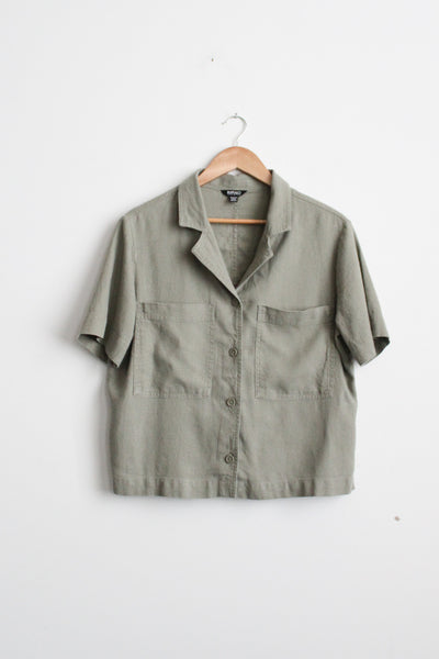 boxy ivy linen button up
