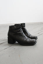 black leather ankle boots sz.8