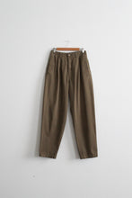 mossbed cotton trousers