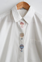 hot air balloon button up