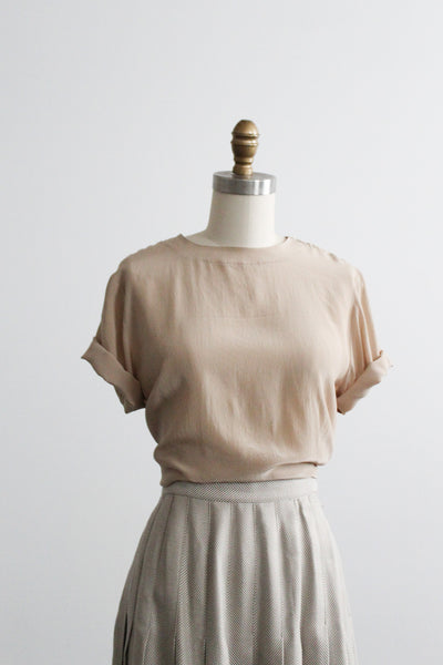 fawn silk tee