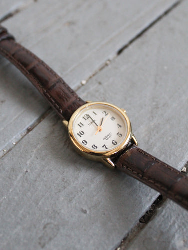 leather band vintage watch