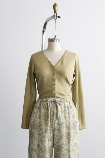 basil leaf button up