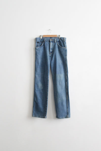 relaxed mom jeans