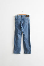 relaxed mom jeans