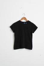 black cotton tee