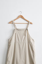 almond cotton pinafore (m)