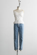 relaxed mom jeans