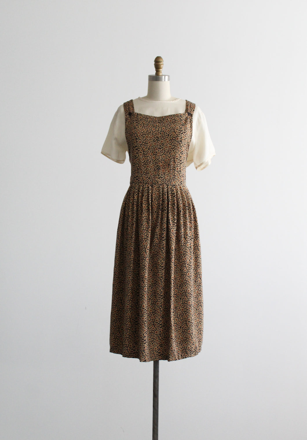 nocturne pinafore