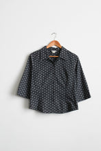 daisy chain button up